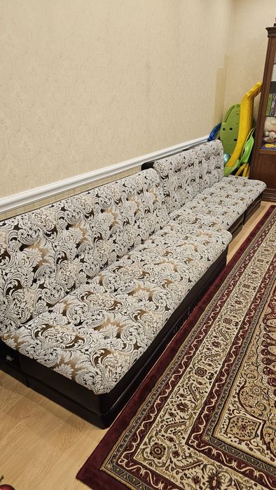 Диваны продам для зала