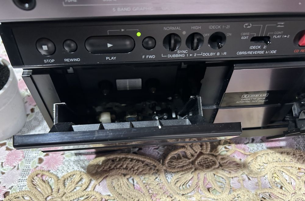 Linie audio Aiwa -impecabila