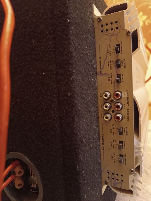 Продам сабвуфер Magnat