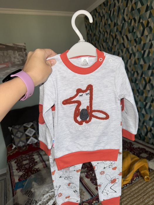 Костюмчик новый на 3-6 мес