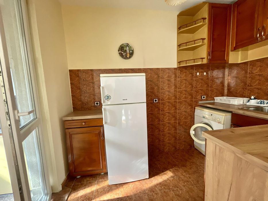 Дава се под наем Двустаен апартамент в Варна, Чаталджа - 82 кв.м за 428.91 € - Снимка #2