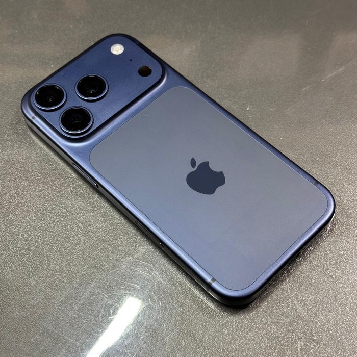 Iphone 17 pro , 256 gb