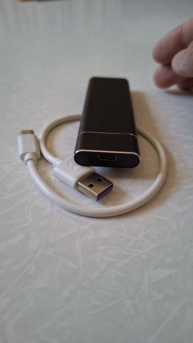 Внешние накопитель на 1 tb