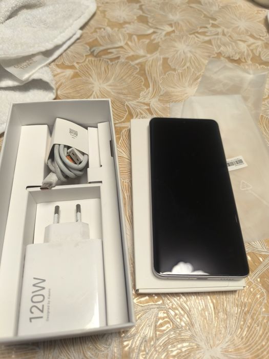 Redmi note 13 Pro+ 5G  на 512GB