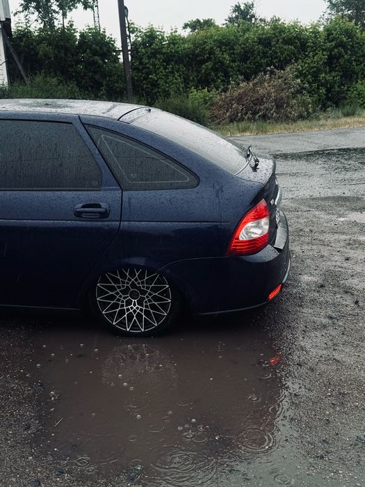 Продам диски в хорошем состоянии.