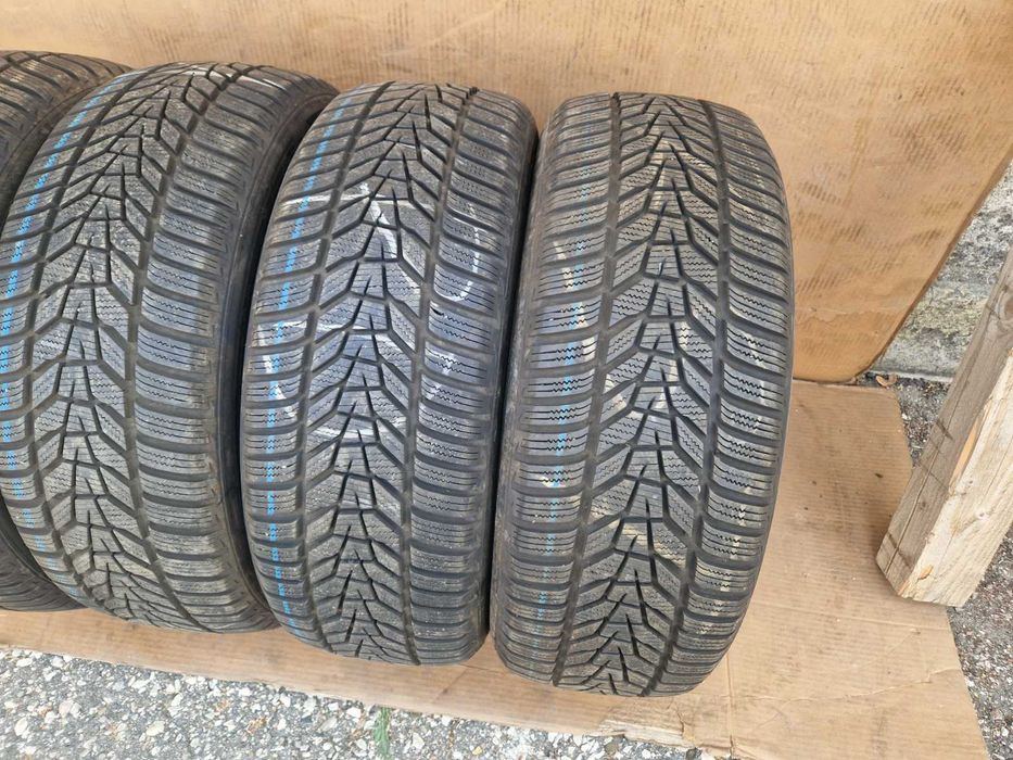 4 Hankook R18 225/55 Зимни гуми  DOT3723