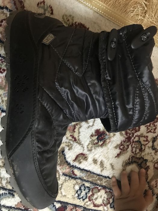 Дутики женские