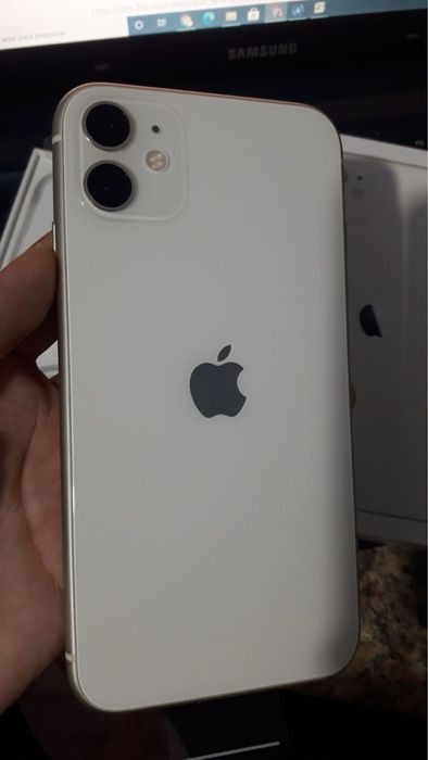 Iphone 11 white