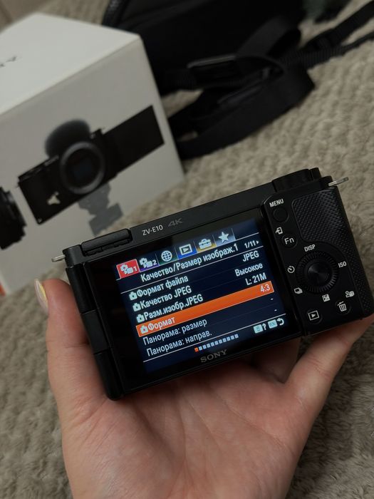 Камера SONY ZV-E10