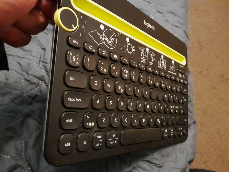 Vând tastatura Logitech K480 Multidevice