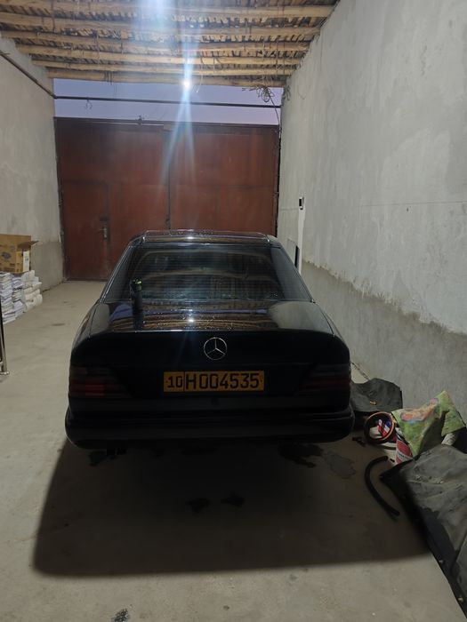 Мерседес 124 Бензин 102 матор Газ Йоо