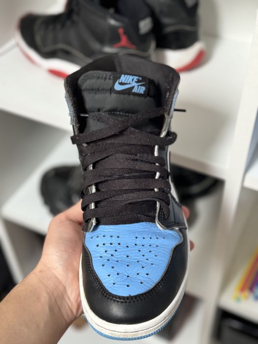 jordan 1 UNC toe