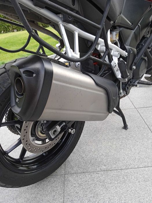 Suzuki DL 1000. V - Strom.