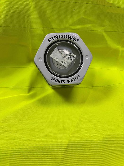 Ceas Analogic cu Quartz, nou, in cutie