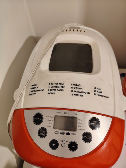 Пекарна за хляб, месене на тесто