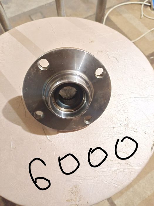 Продам запчасти Ауди в 4