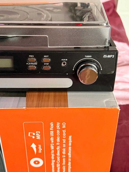 Pick-up player pentru vinyl si caseta nefolosit