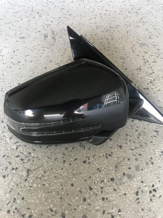 Mercedes-Benz дясно огледало