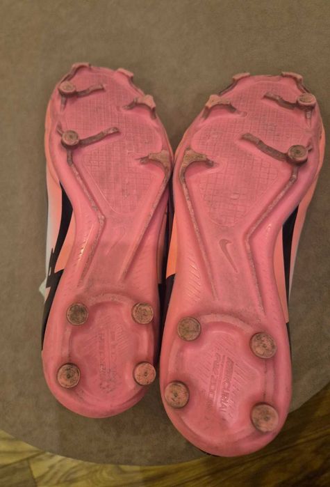 Детски футболни обувки 34 номер