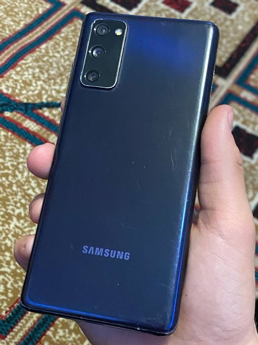 Pixel 6 pro-256 , s20fe-128