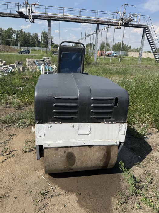 Продам дорожный  каток 3 тонн