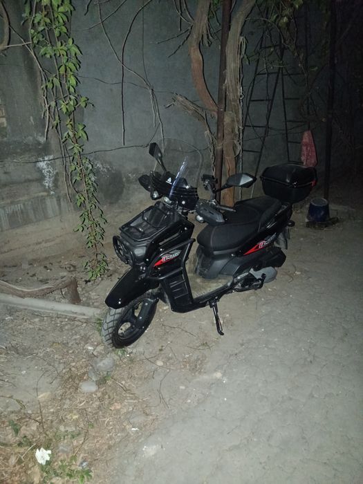 Продается скутер Танк