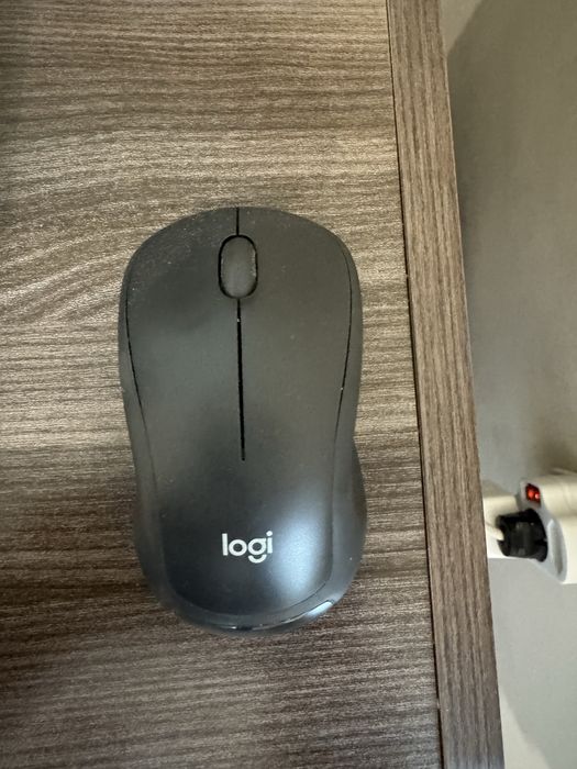 LOGITECH M310-2 броя мишки+ приемнкци.