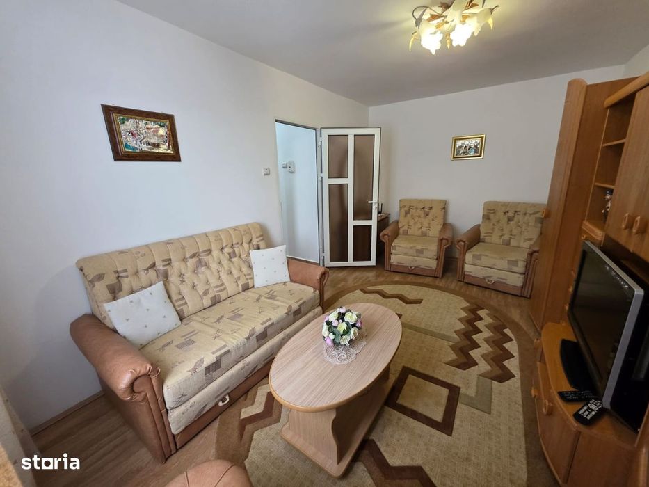 2 camere, zona Smirodava , decomandat, etaj intermediar, mobilat