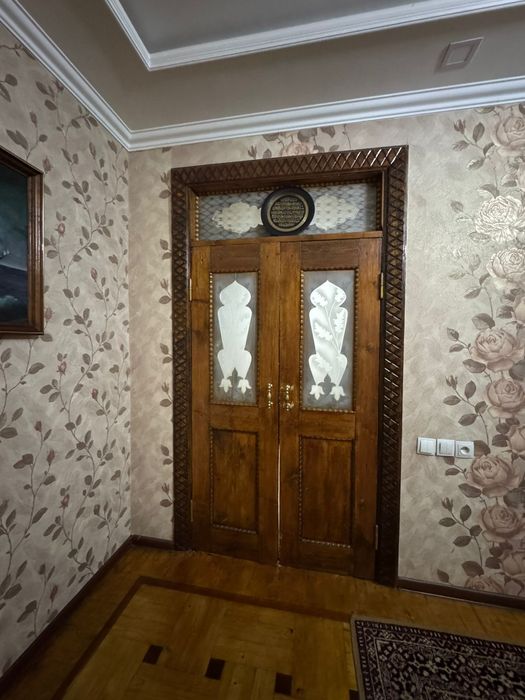 Срочно продам в связи с переездом 3-х комнатную+сталовая квартиру