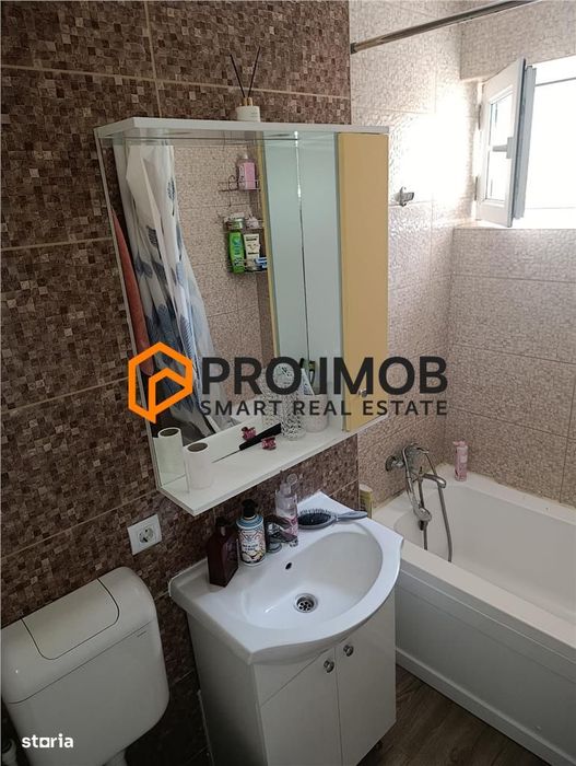 Apartament 2 camere cf 2 semidecomandat zona Obor