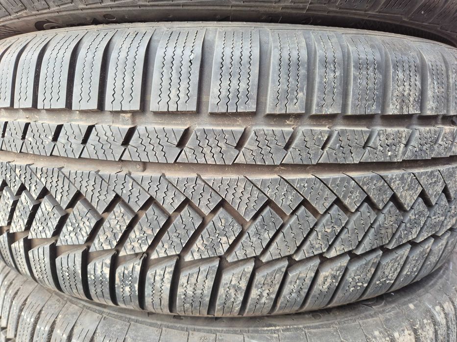 4 Anvelope M+S - 235/55/18 - Continental - CA UNELE NOI - DOT 2020 !