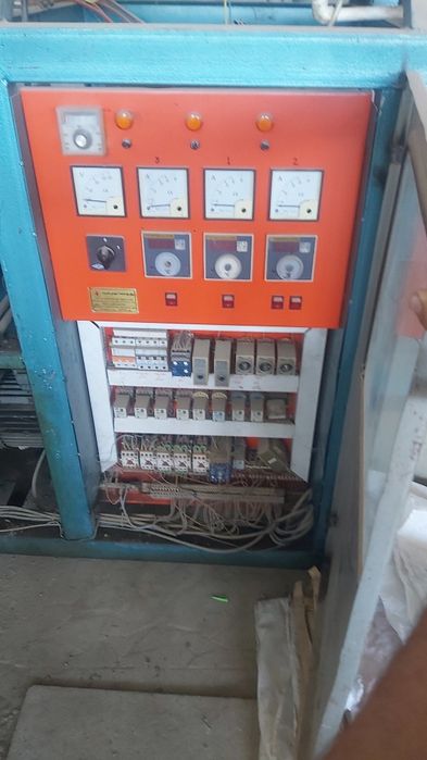 Видувной станок HDPE сотилади 2дона бор 2л,3л