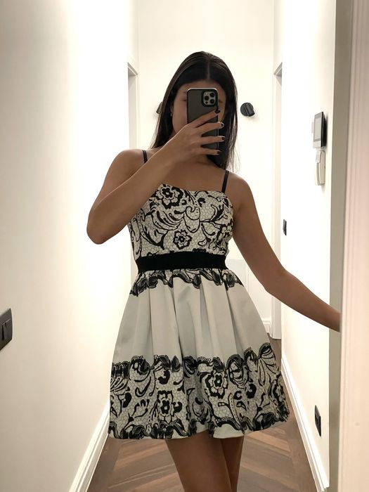 Rochie scurta de eveniment Rinascimento