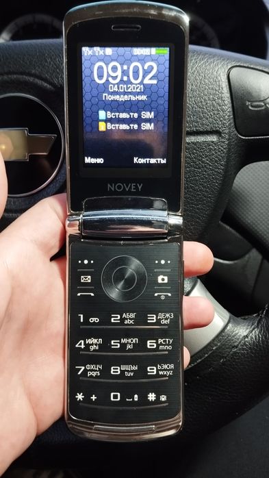 Продаётся телефон NOVEY A80R состояние идеал!