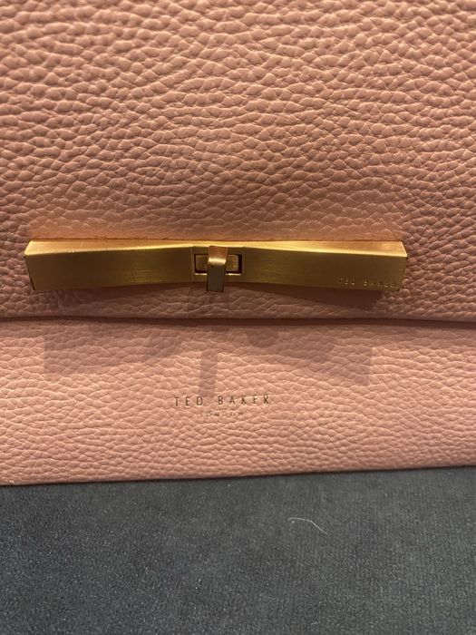 Продам сумку Ted Baker