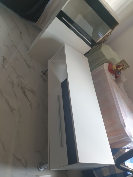 Mobilier gata de plecare