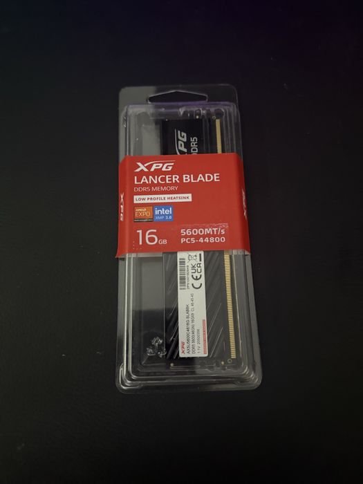 Memorie ram 16gb DDR5 nou XPG Lancer Blade 5600MT/s CL45 2ani garantie