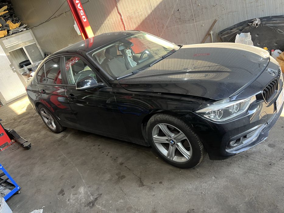 Bmw F30 318d 150hp LCI НА ЧАСТИ ( бмв ф30 318д 150 коня )
