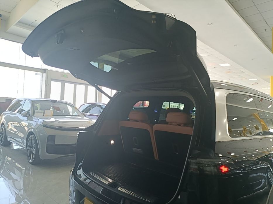 Leapmotor D19, 720km электричка