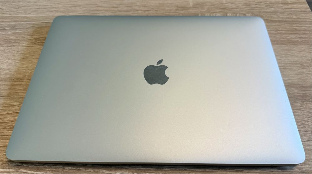 Apple MacBook Pro 13’ M1 16GB Ram 512GB SSD Touchbar Touch ID