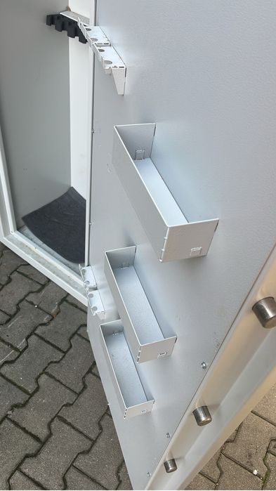 Dulap arme . Rastel . Seif arme !