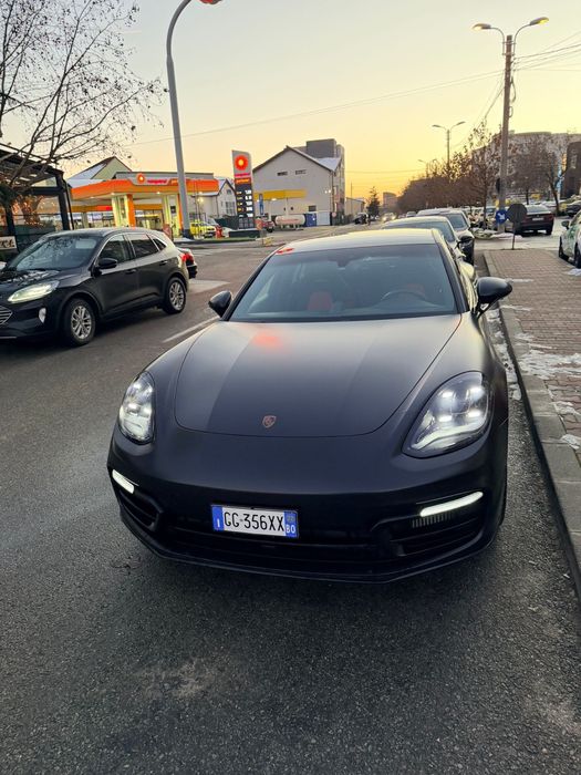 Porsche Panamera 4s