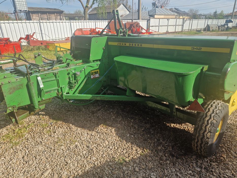Presă balotiera John Deere 342