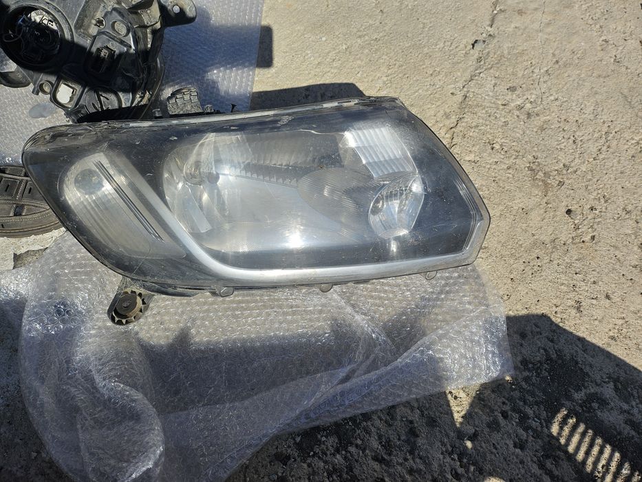 Фары логан 2  .  2 шт