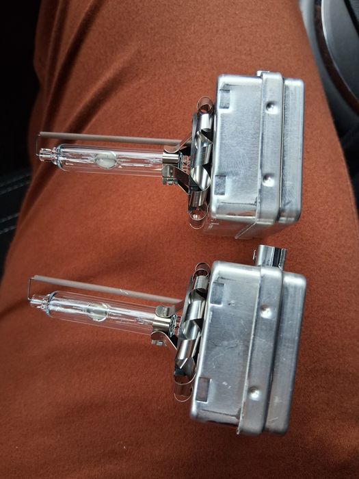 Becuri xenon kia, hyundai,etc