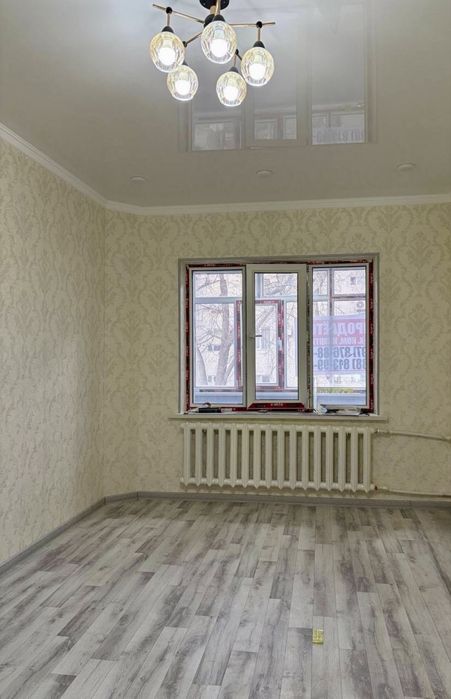 Продаётся 3 ком 2 этаж 10 мкр 25 школа