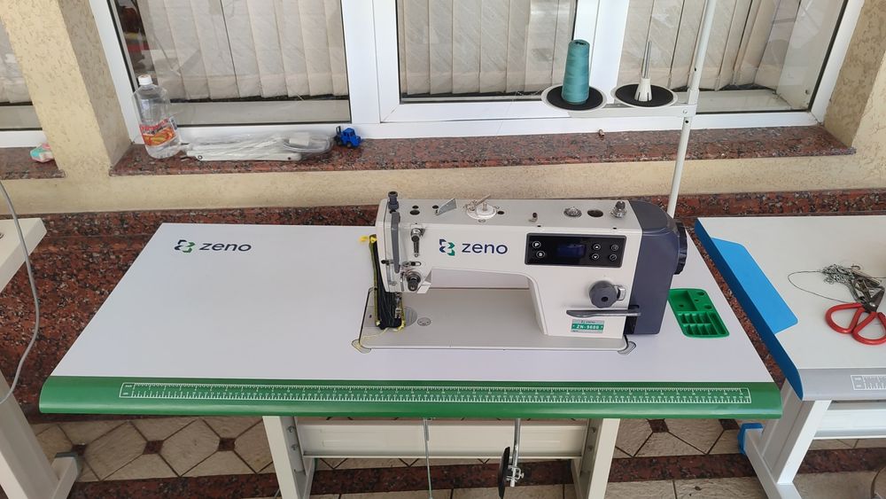 Продам швейную машинку