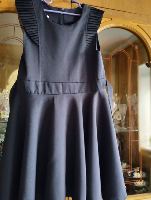 Школьная форма ( сарафан)