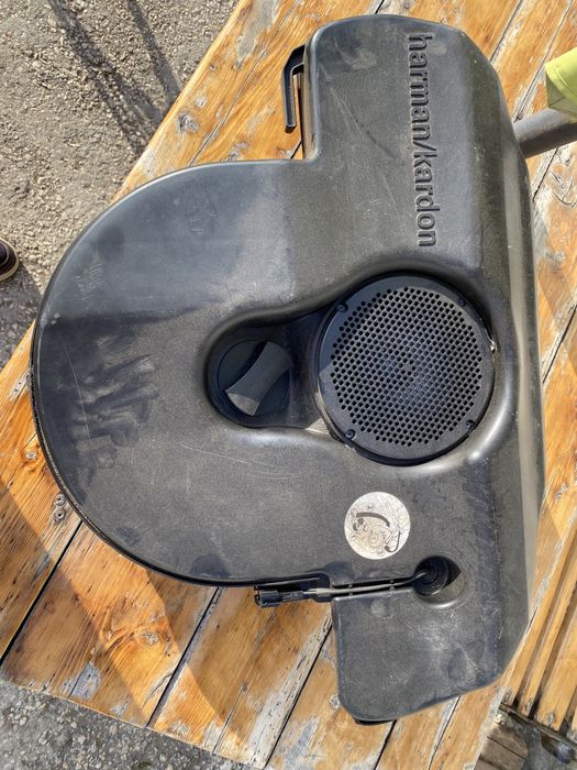 Субуфер Harman Kardon W169/245 Mercedes subwoofer