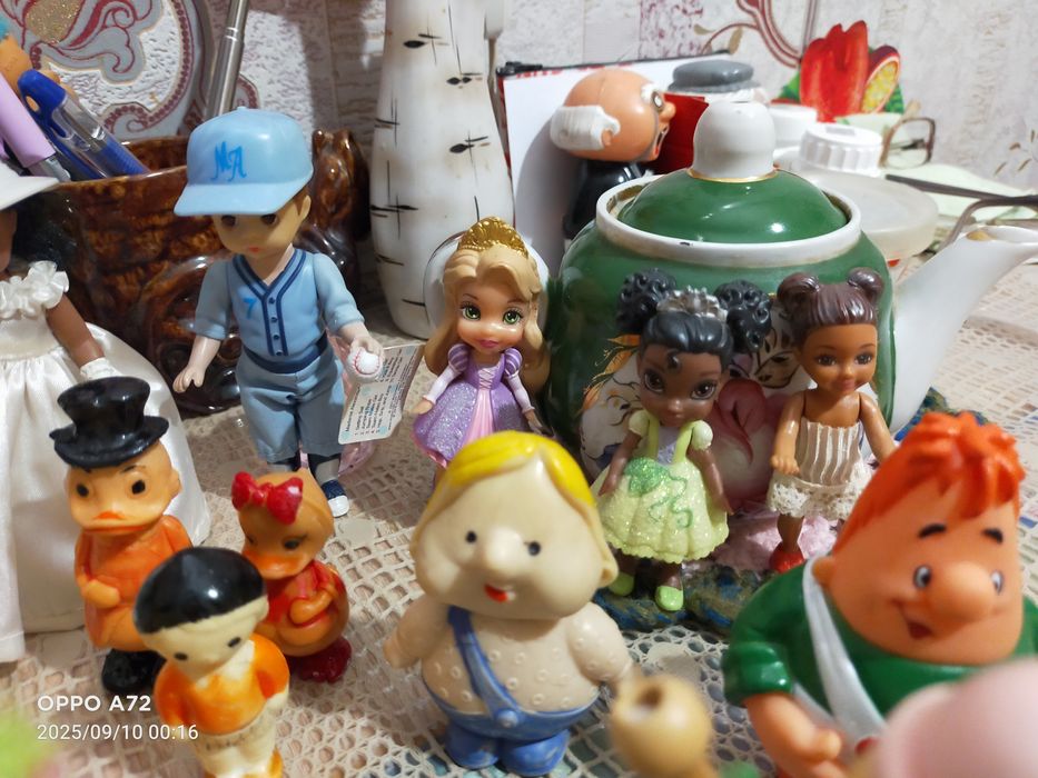 Продам кукол шикарных.